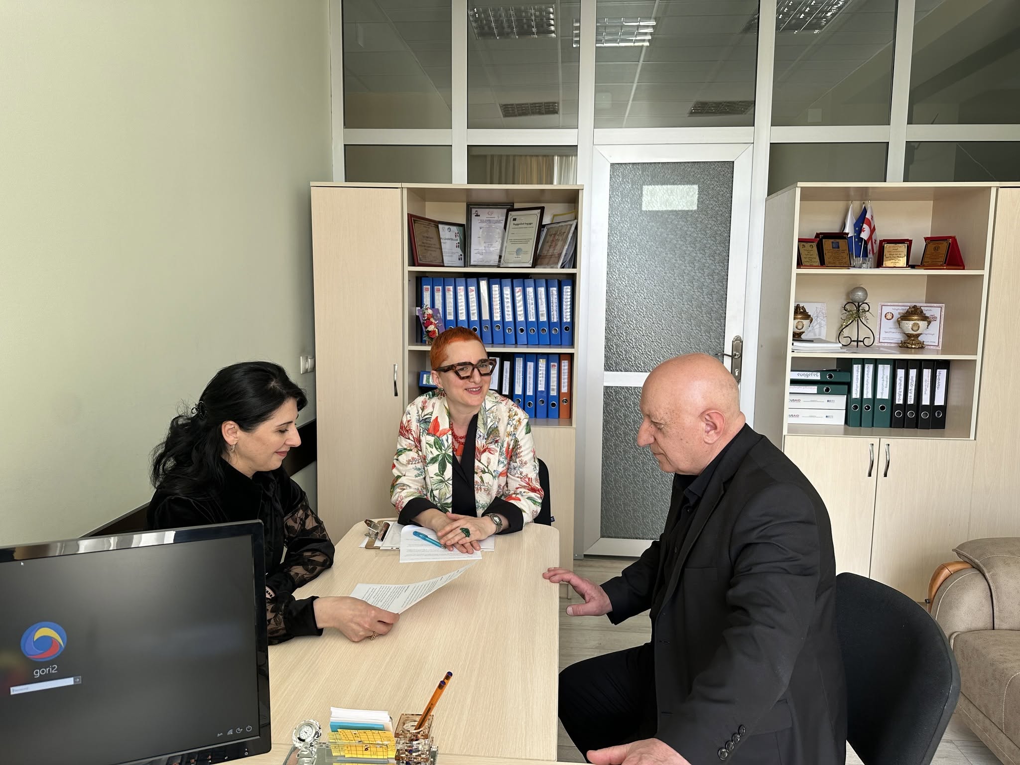 შეხვედრები მუნიციპალიტეტების წარმომადგენლებთან